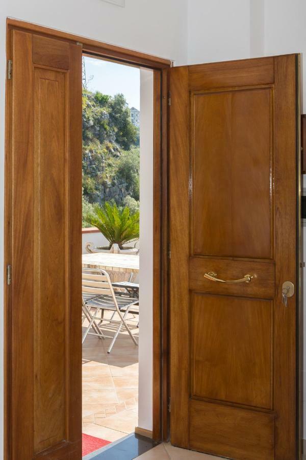 "Casalena" Villa A Furore Amalfi Coast Con Grande Terrazzo E Vista Sul Mare 外观 照片